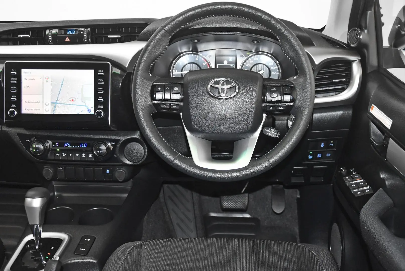 2023 Toyota Hilux Gallery Image 14