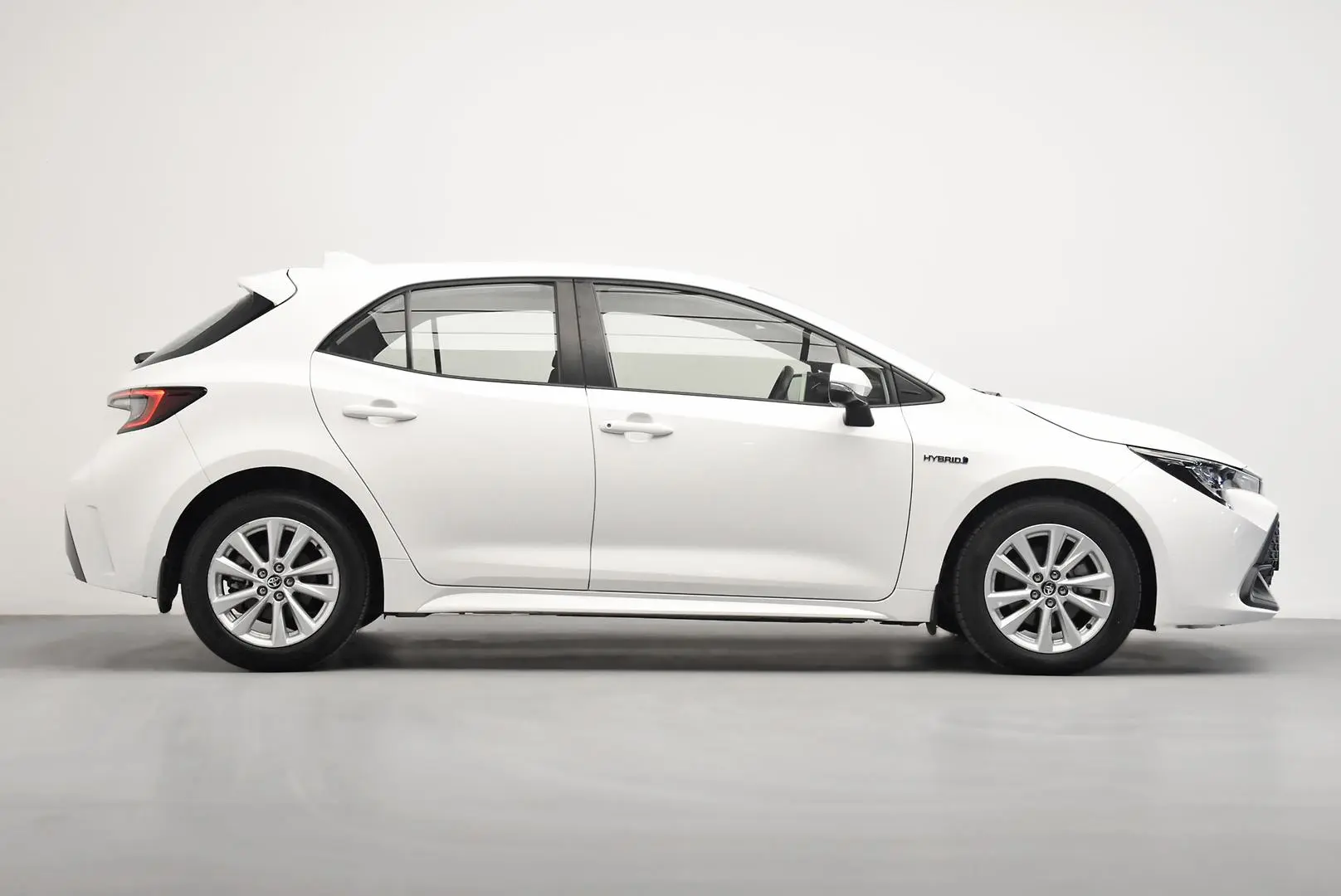 2022 Toyota Corolla Gallery Image 3