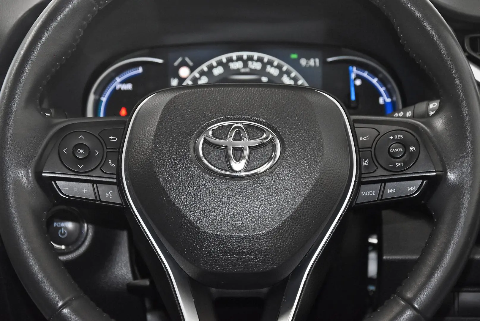 2024 Toyota RAV4 Gallery Image 16