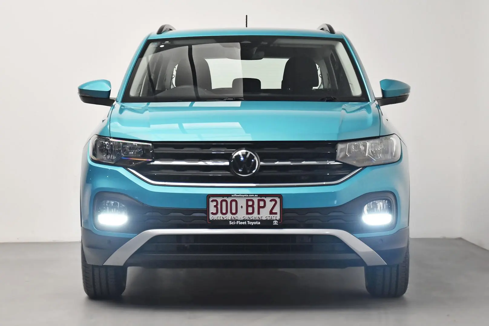 2021 Volkswagen T-Cross Gallery Image 2