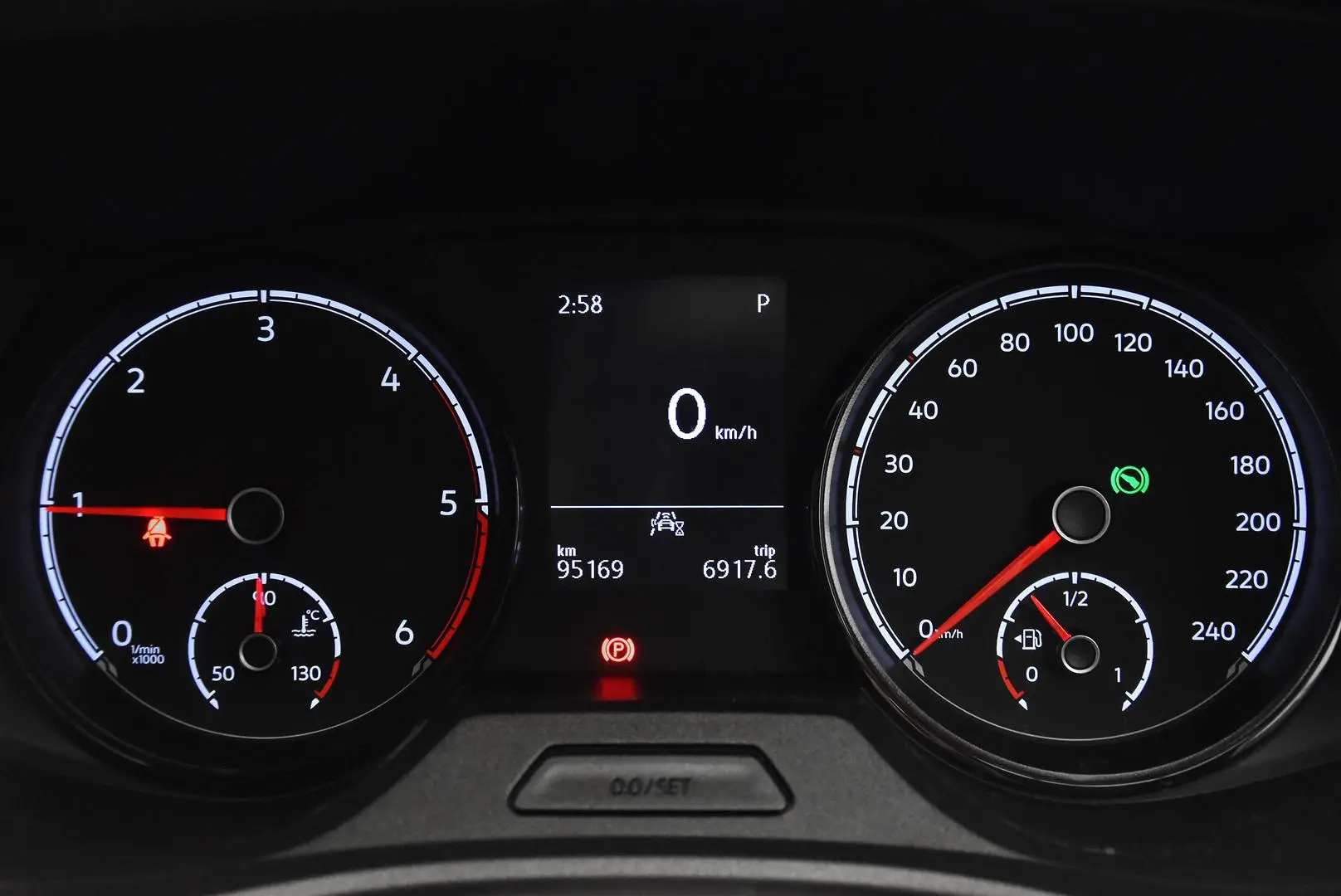 2021 Volkswagen Transporter Gallery Image 10