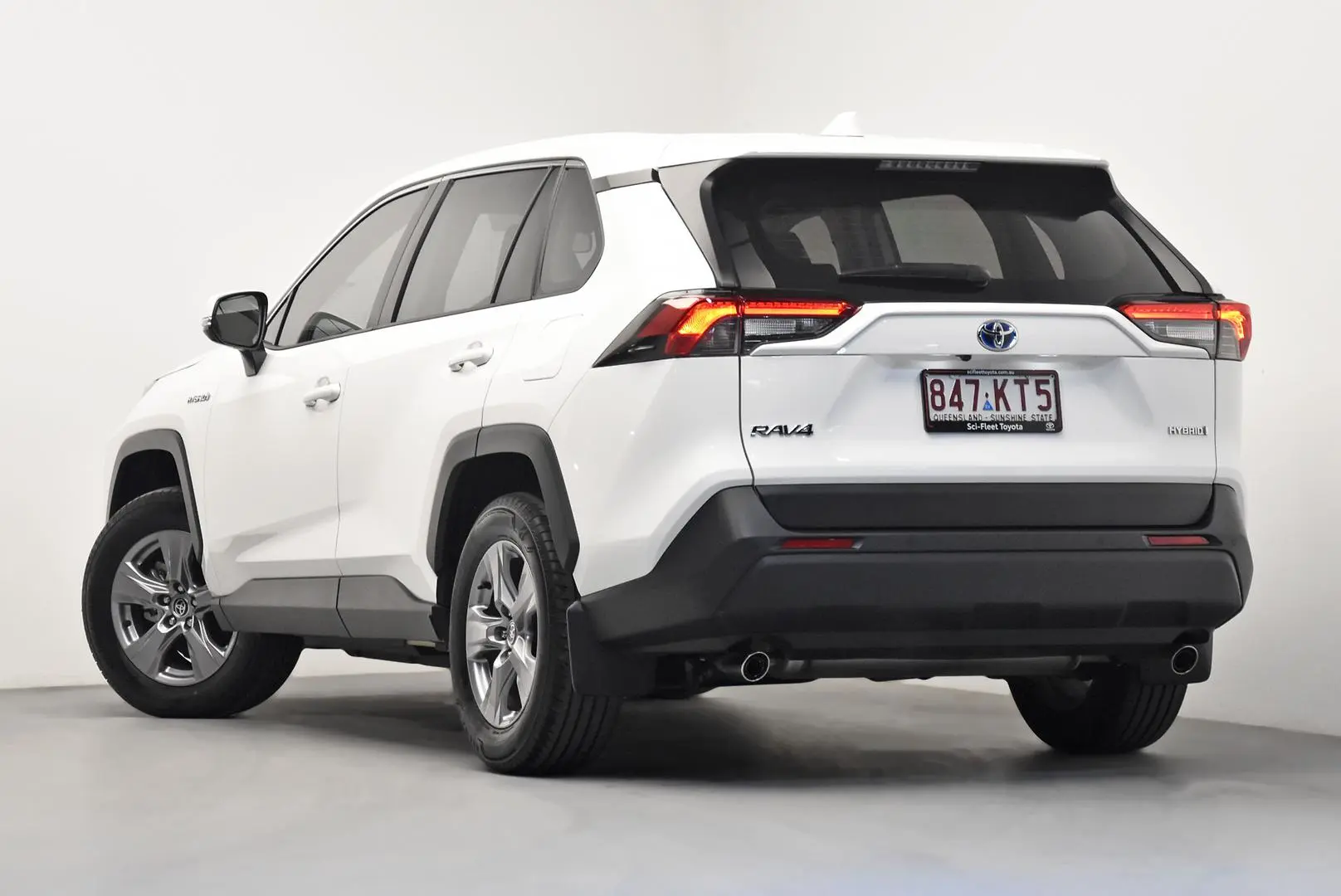 2024 Toyota RAV4 Gallery Image 5