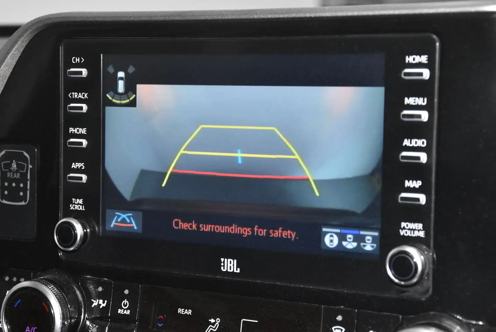 2022 Toyota Kluger Gallery Image 13
