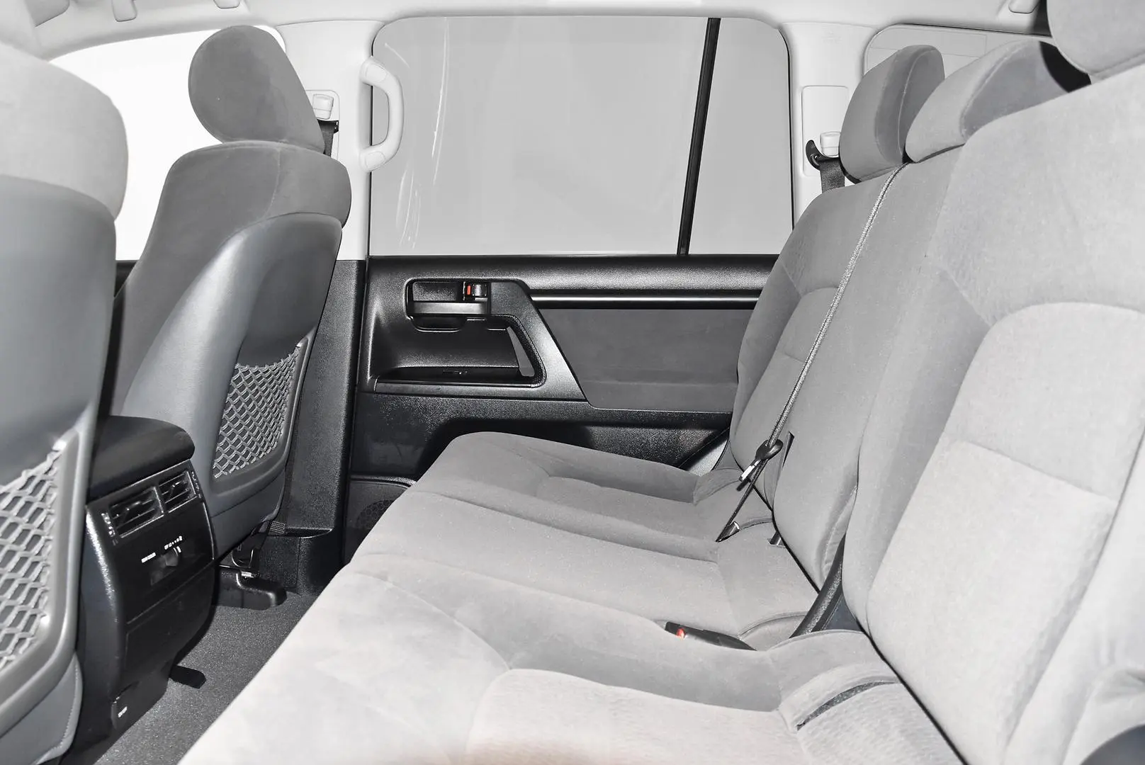 2020 Toyota Landcruiser Gallery Image 18