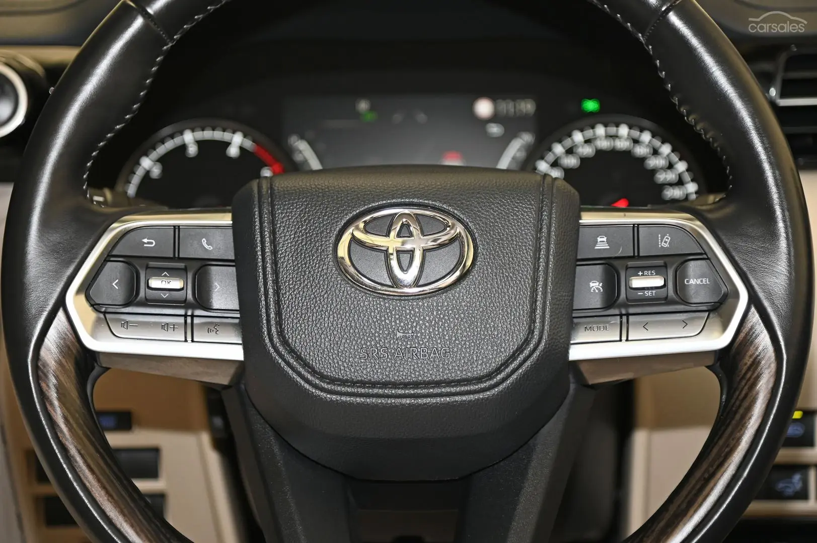 2023 Toyota Landcruiser Image 15