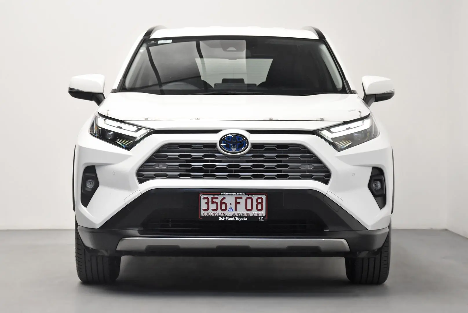 2022 Toyota RAV4 Gallery Image 2
