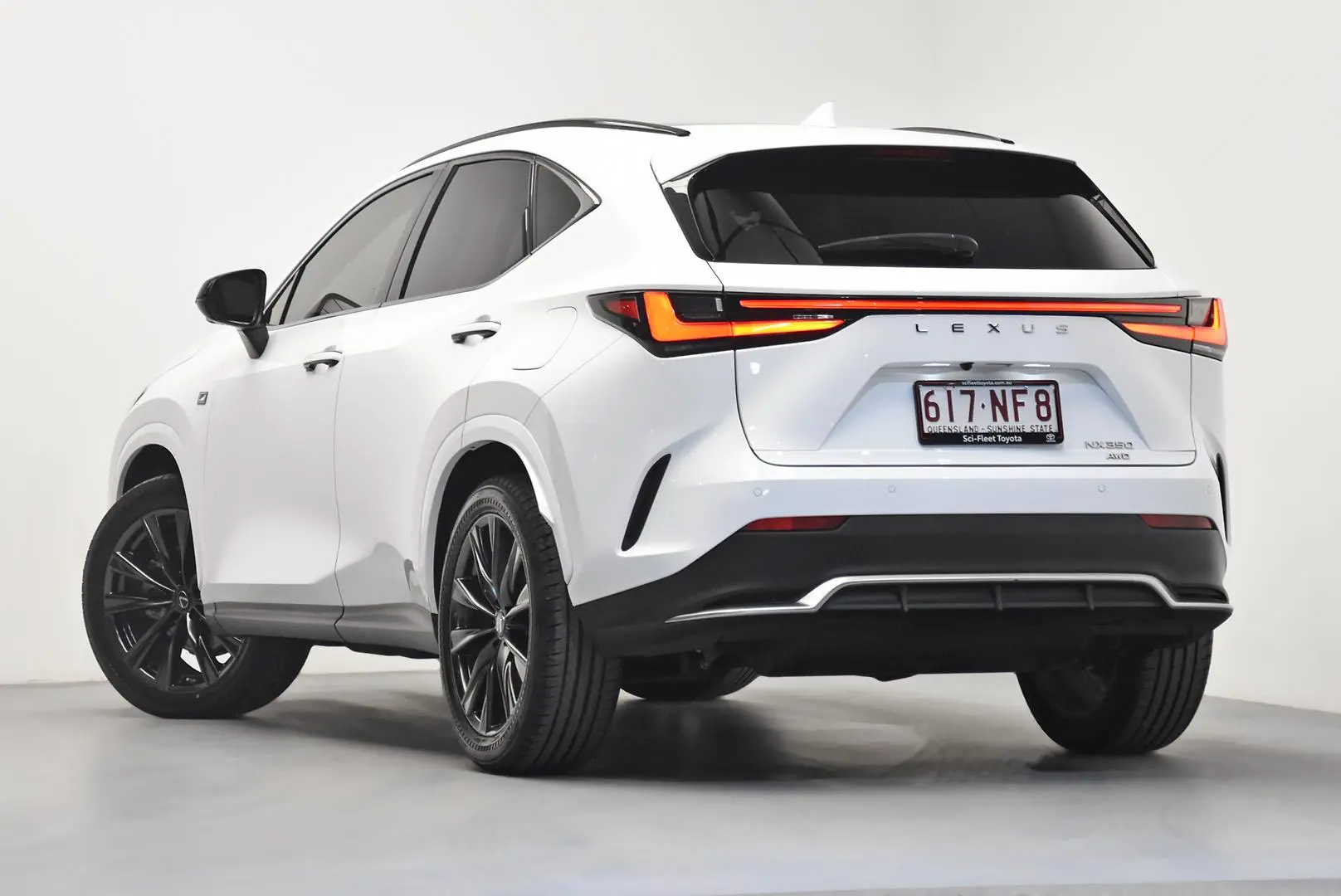 2023 Lexus NX Gallery Image 5