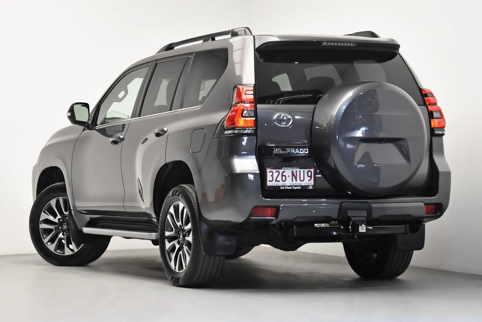 2021 Toyota Landcruiser Prado Gallery Image 5