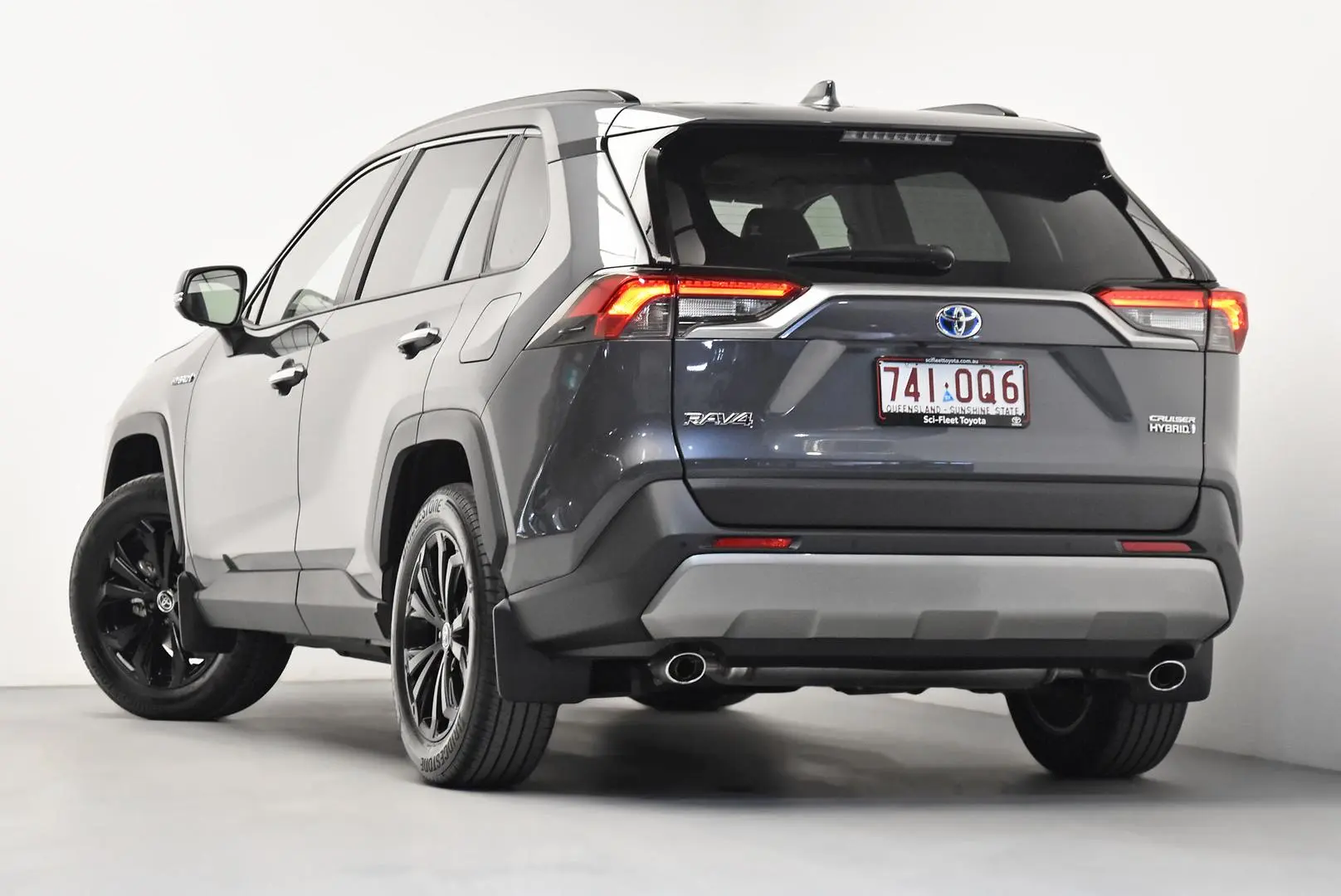 2024 Toyota RAV4 Gallery Image 5