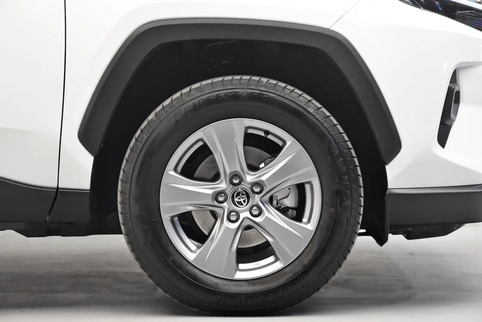 2024 Toyota RAV4 Gallery Image 23