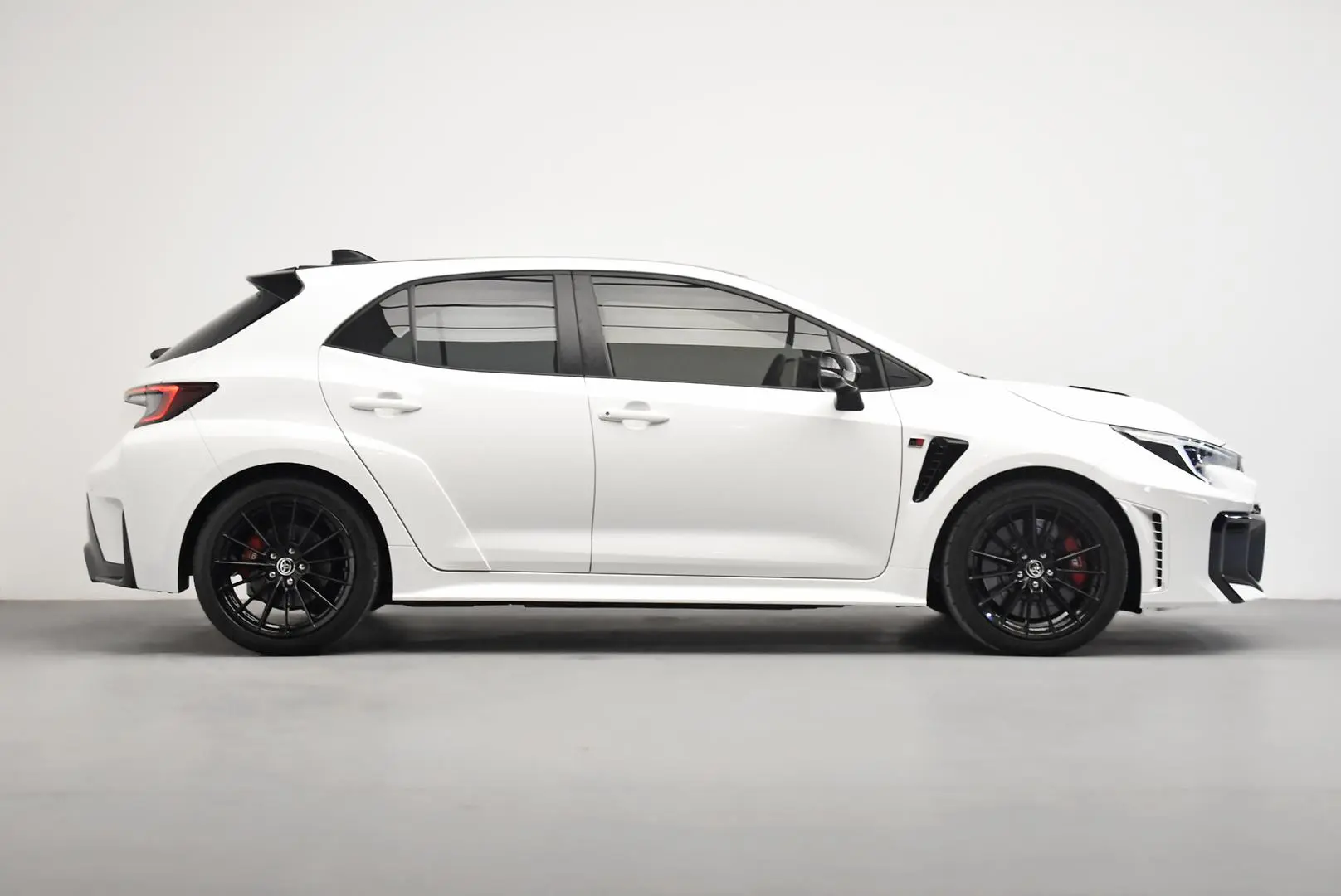 2024 Toyota Corolla Gallery Image 3
