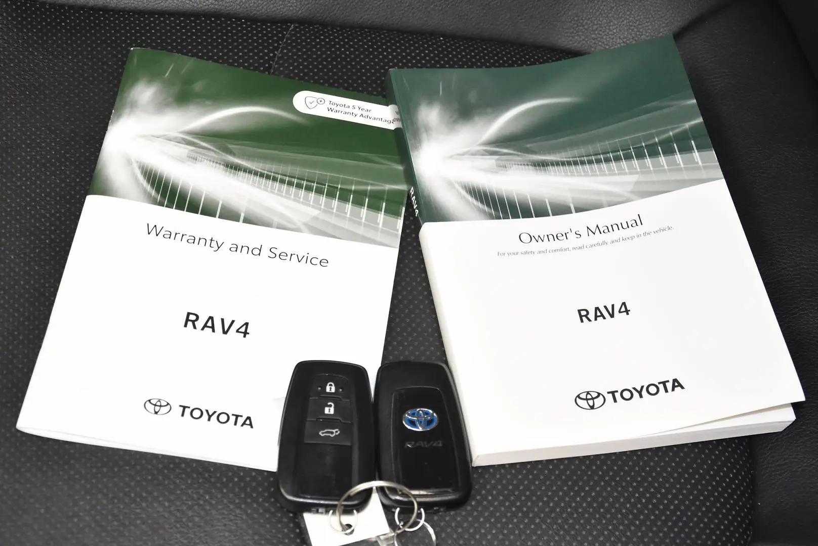 2022 Toyota RAV4 Gallery Image 21
