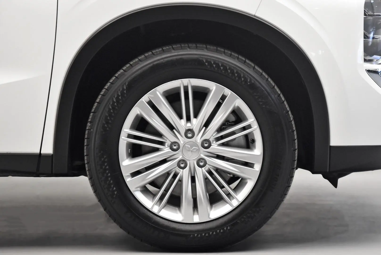 2023 Mitsubishi Outlander Gallery Image 23