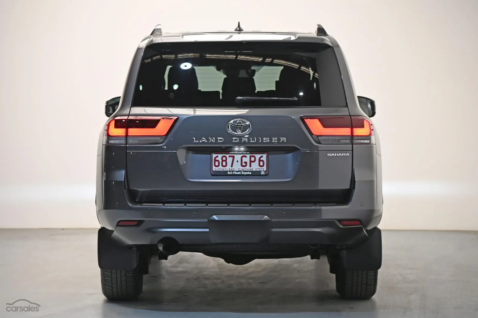 2023 Toyota Landcruiser Image 6