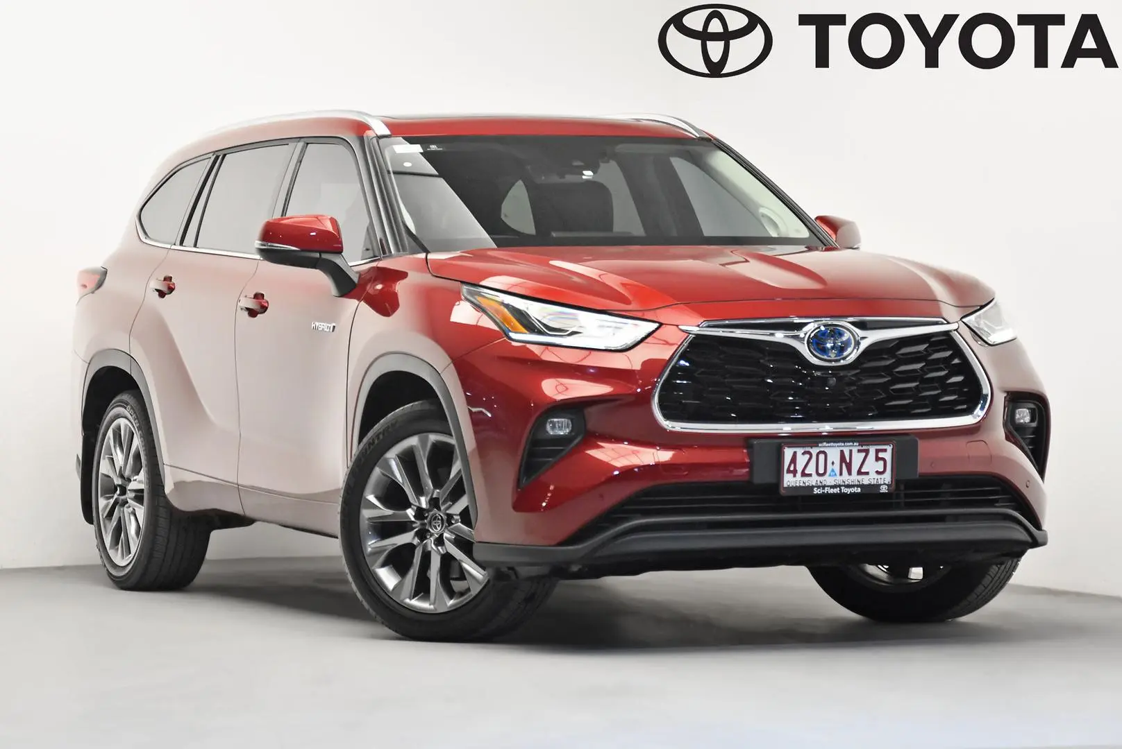 2022 Toyota Kluger Gallery Image 1