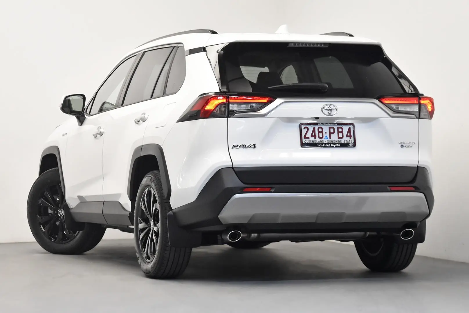 2025 Toyota RAV4 Gallery Image 5