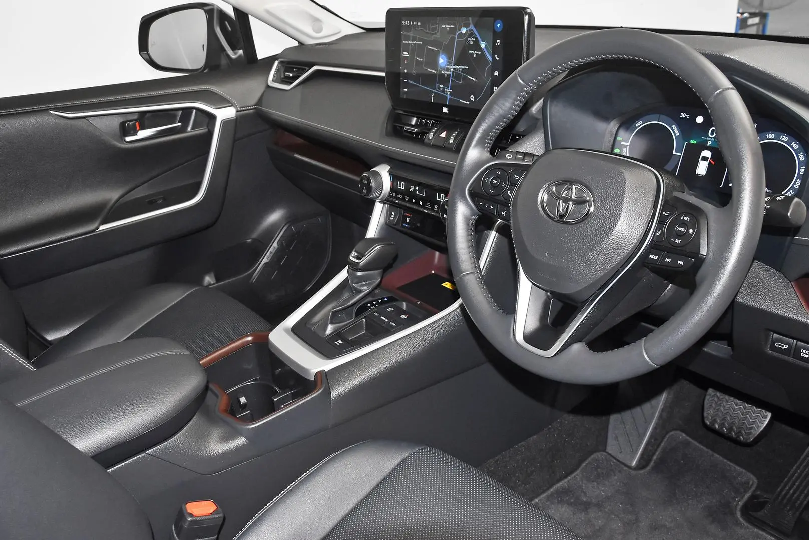 2024 Toyota RAV4 Gallery Image 9