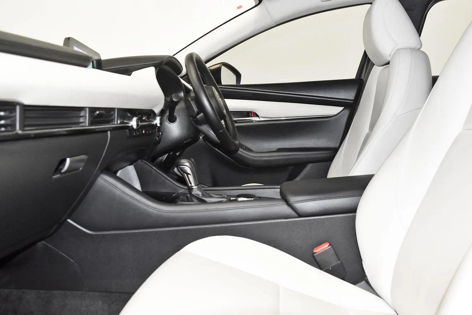 2021 Mazda 3 Gallery Image 17