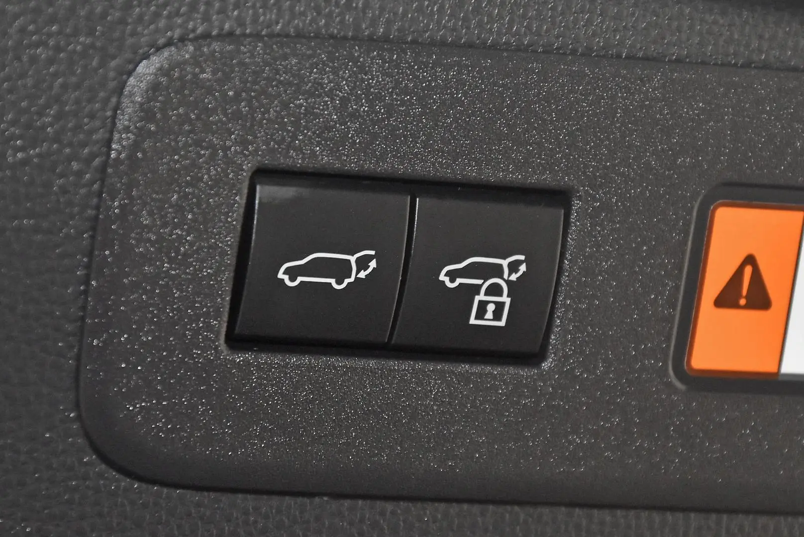 2024 Toyota Landcruiser Prado Gallery Image 22