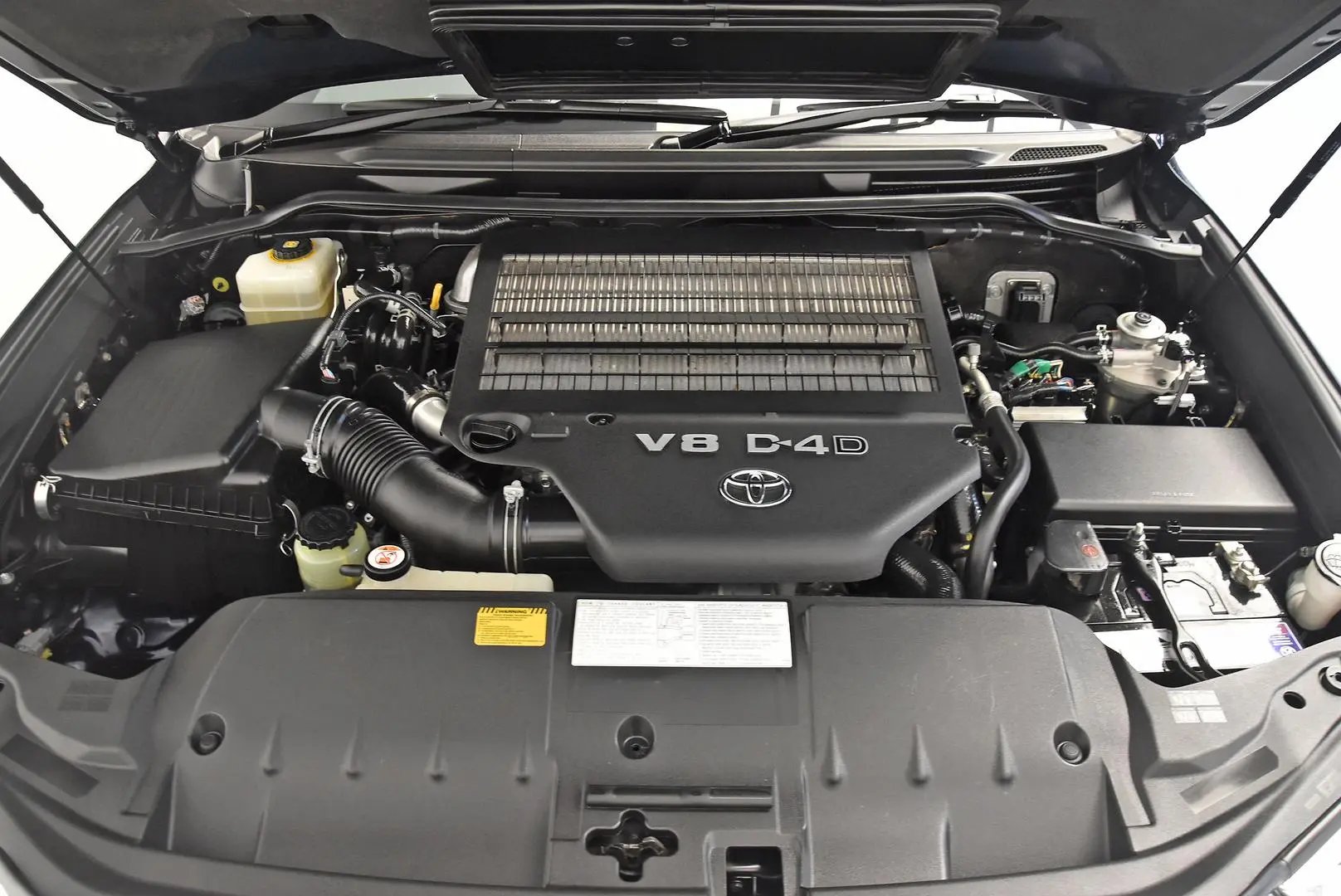 2019 Toyota Landcruiser Gallery Image 21