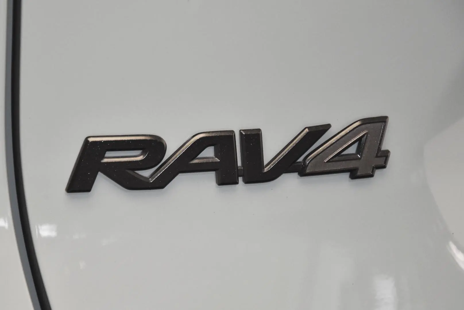 2023 Toyota RAV4 Gallery Image 7