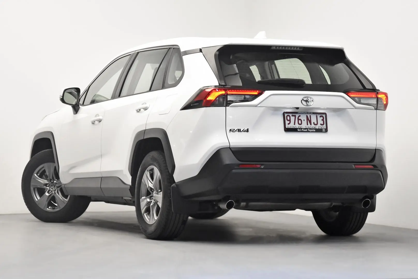 2024 Toyota RAV4 Gallery Image 5