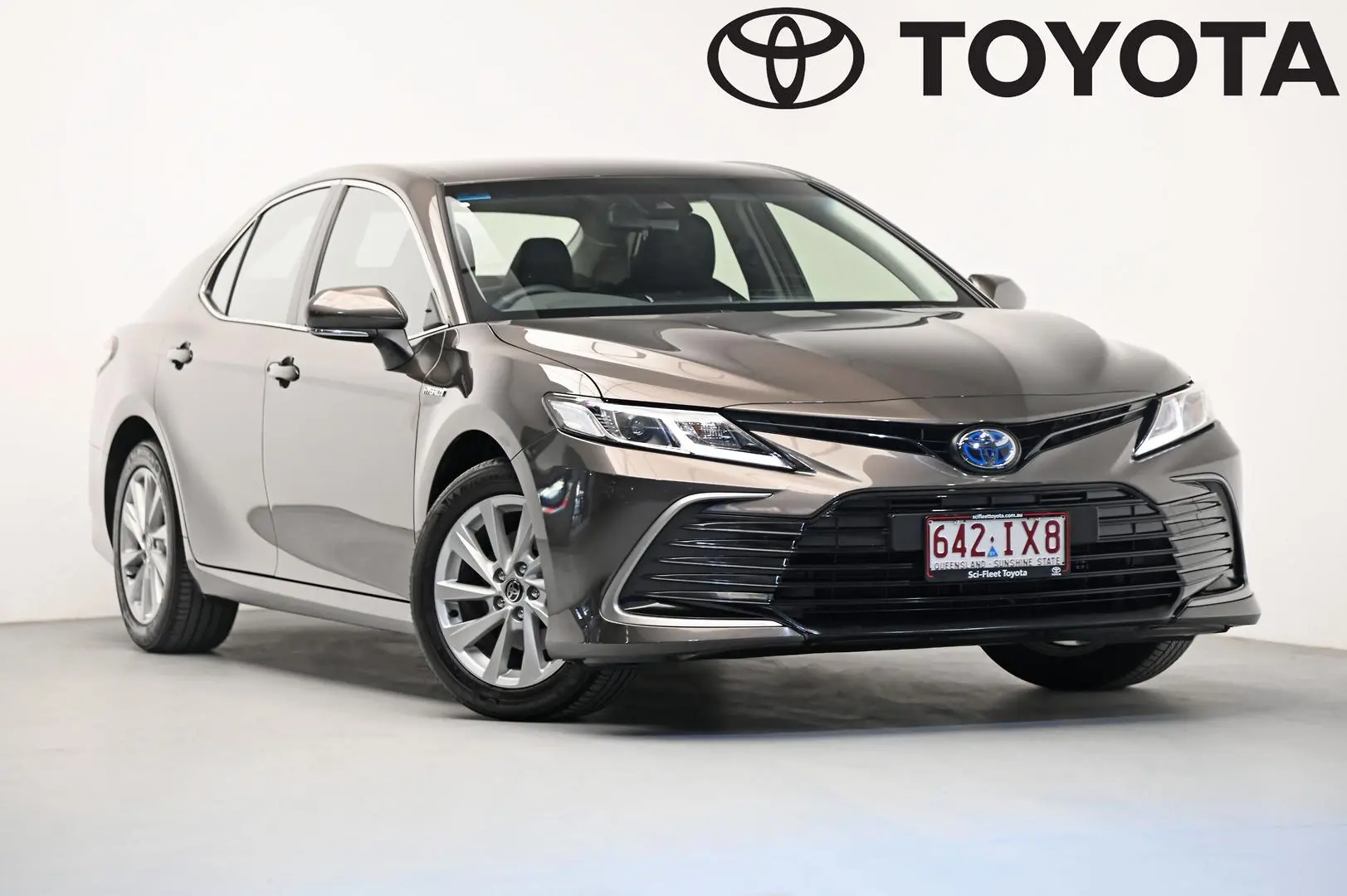 2024 Toyota Camry Image 1