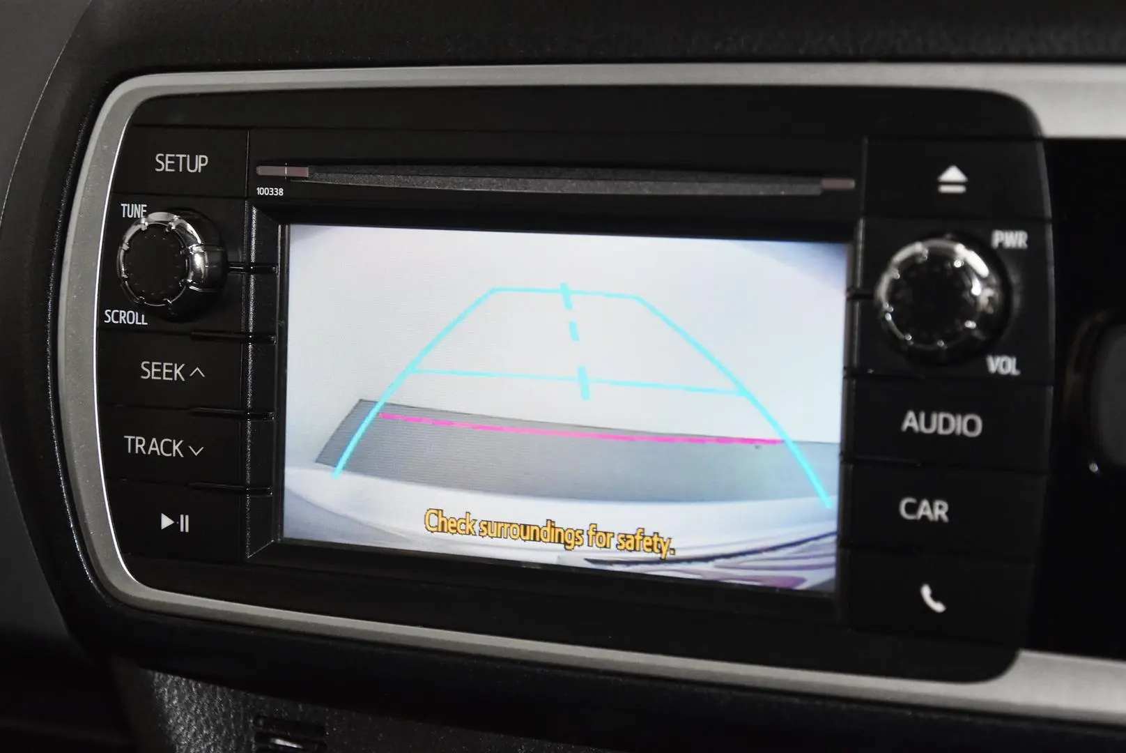 2015 Toyota Yaris Gallery Image 12