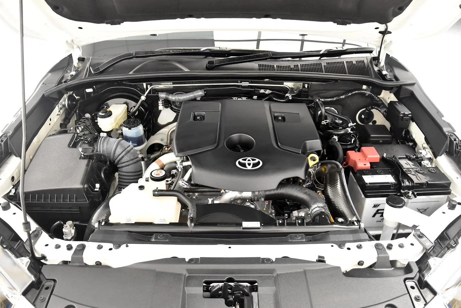 2024 Toyota Hilux Gallery Image 21