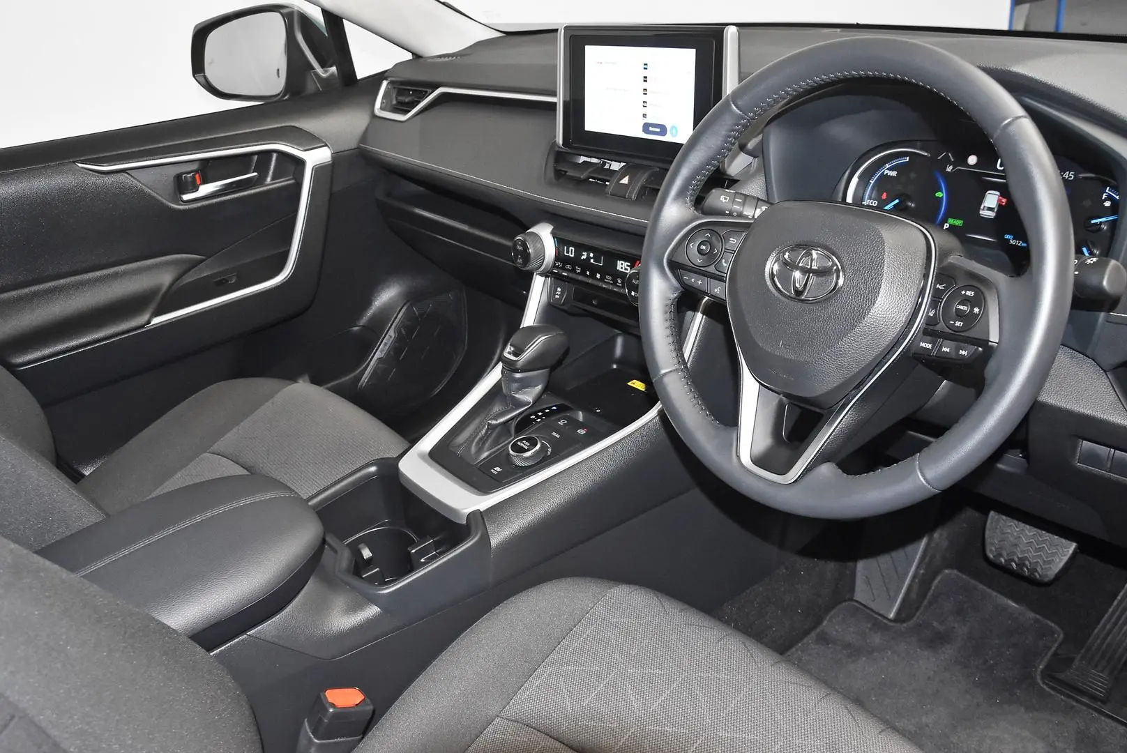 2024 Toyota RAV4 Gallery Image 9