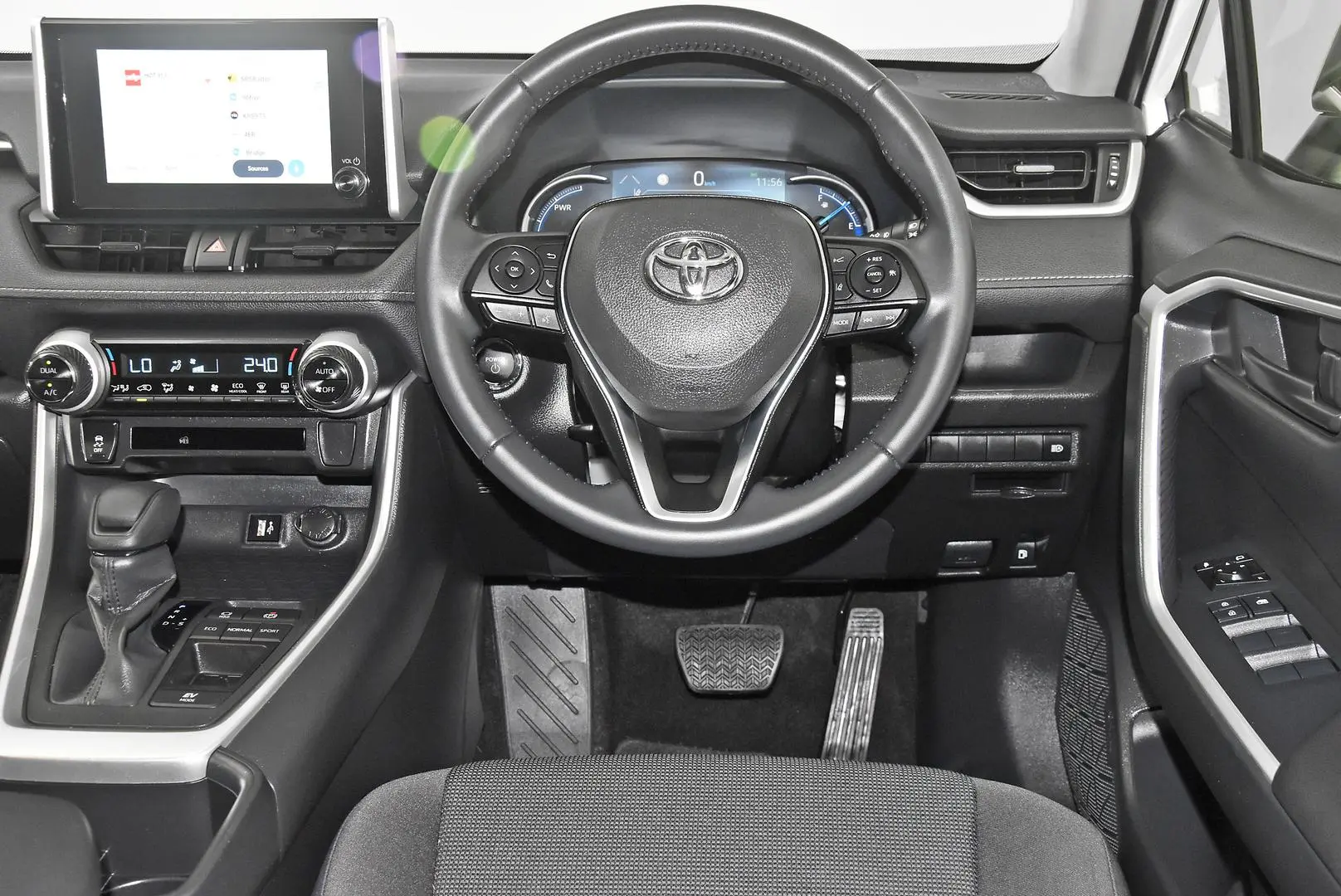 2024 Toyota RAV4 Gallery Image 15