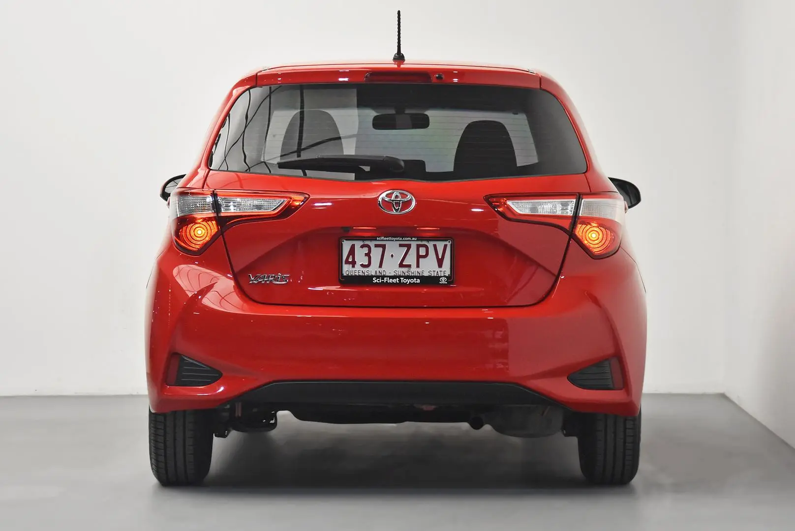 2020 Toyota Yaris Gallery Image 6