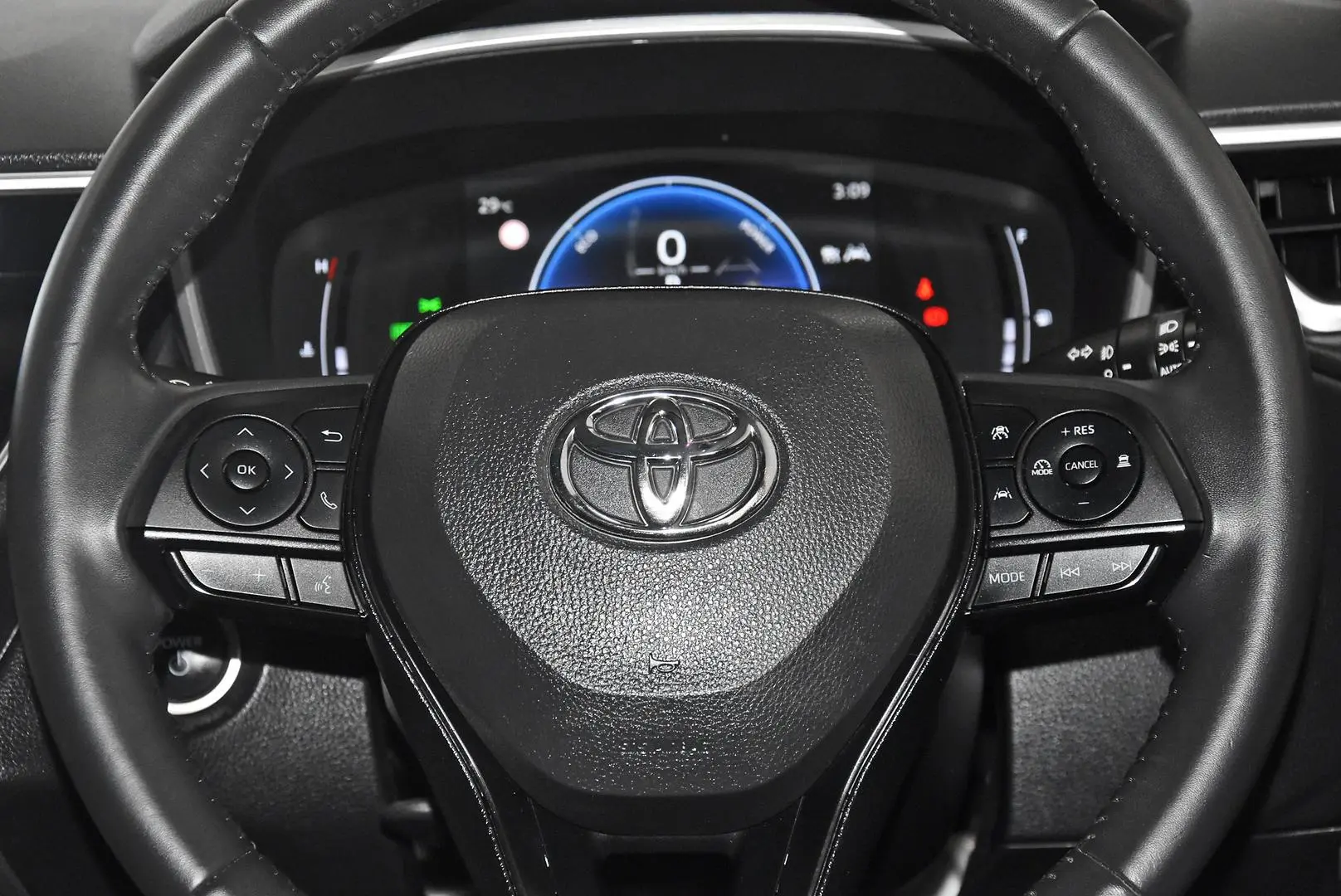 2023 Toyota Corolla Cross Gallery Image 16