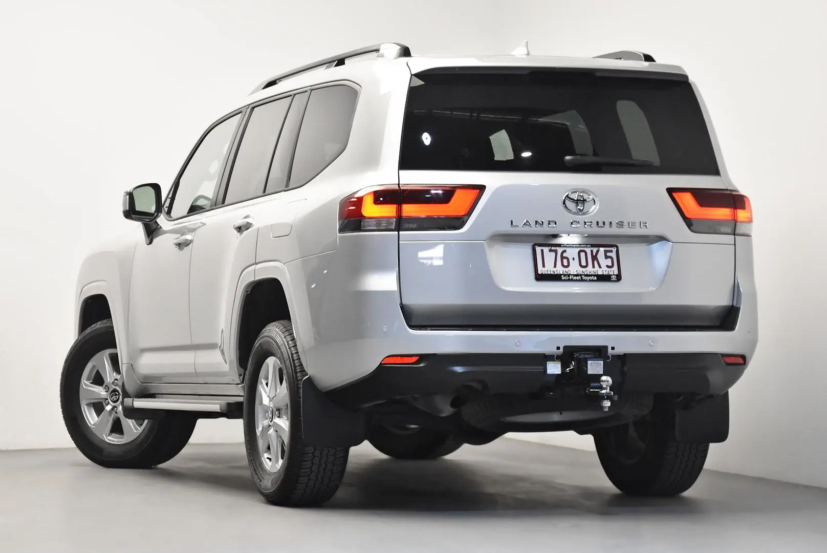 2024 Toyota Landcruiser Gallery Image 5