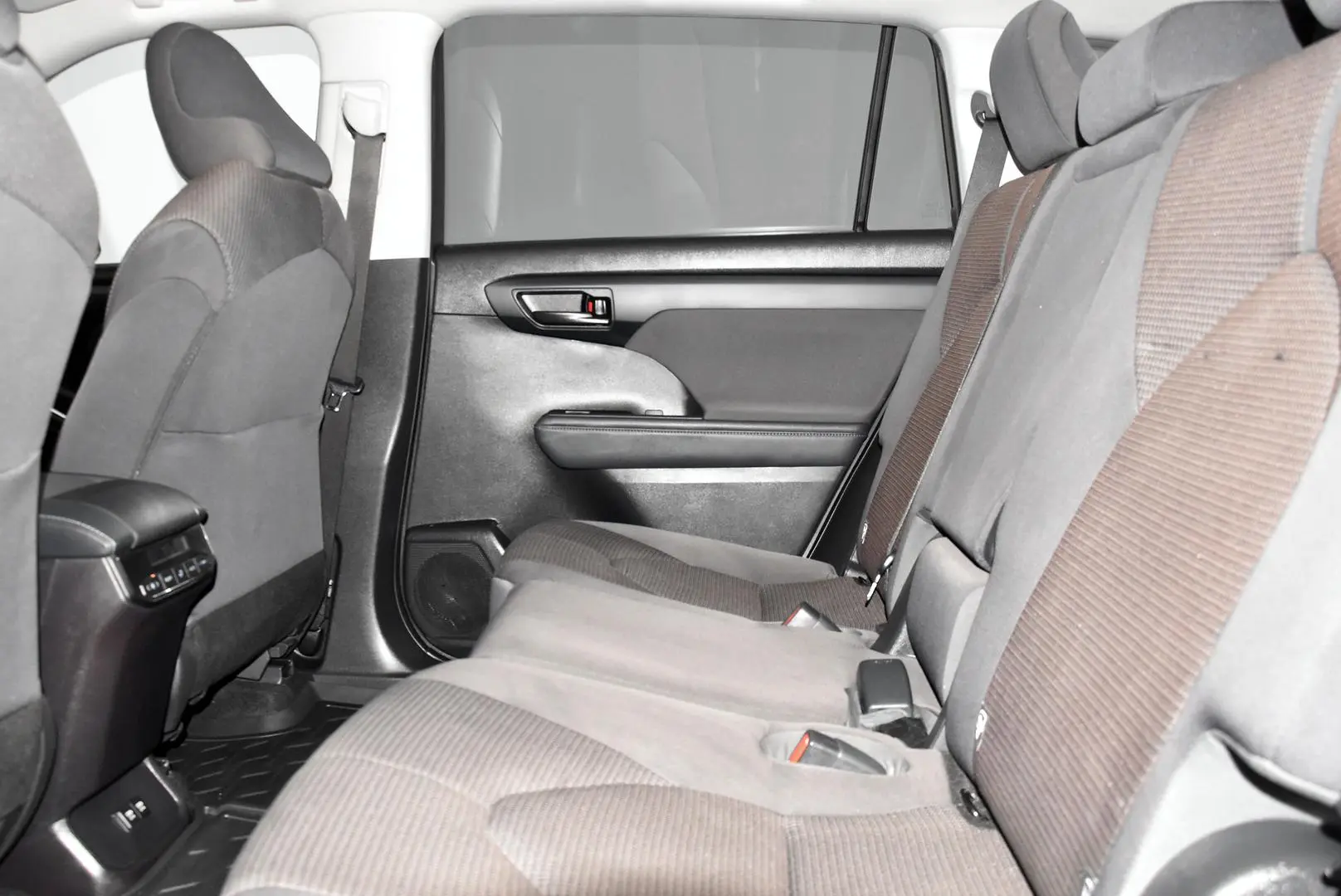 2021 Toyota Kluger Gallery Image 19