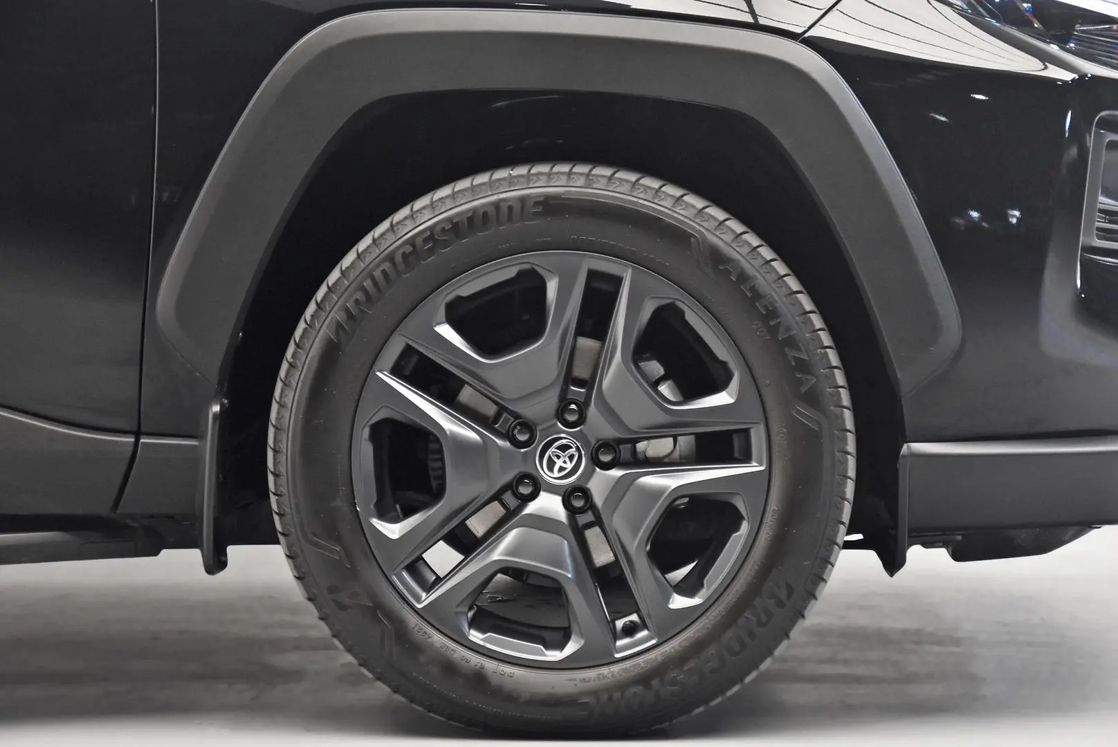 2021 Toyota RAV4 Gallery Image 25