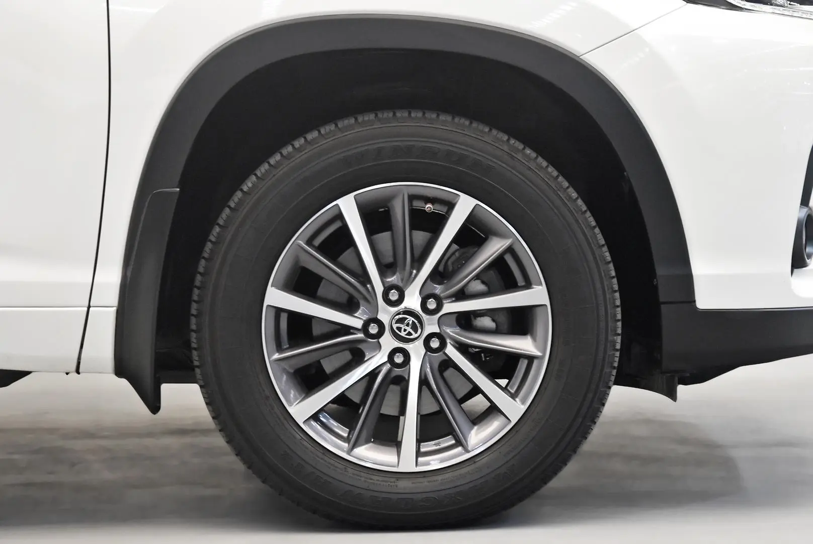 2019 Toyota Kluger Gallery Image 24