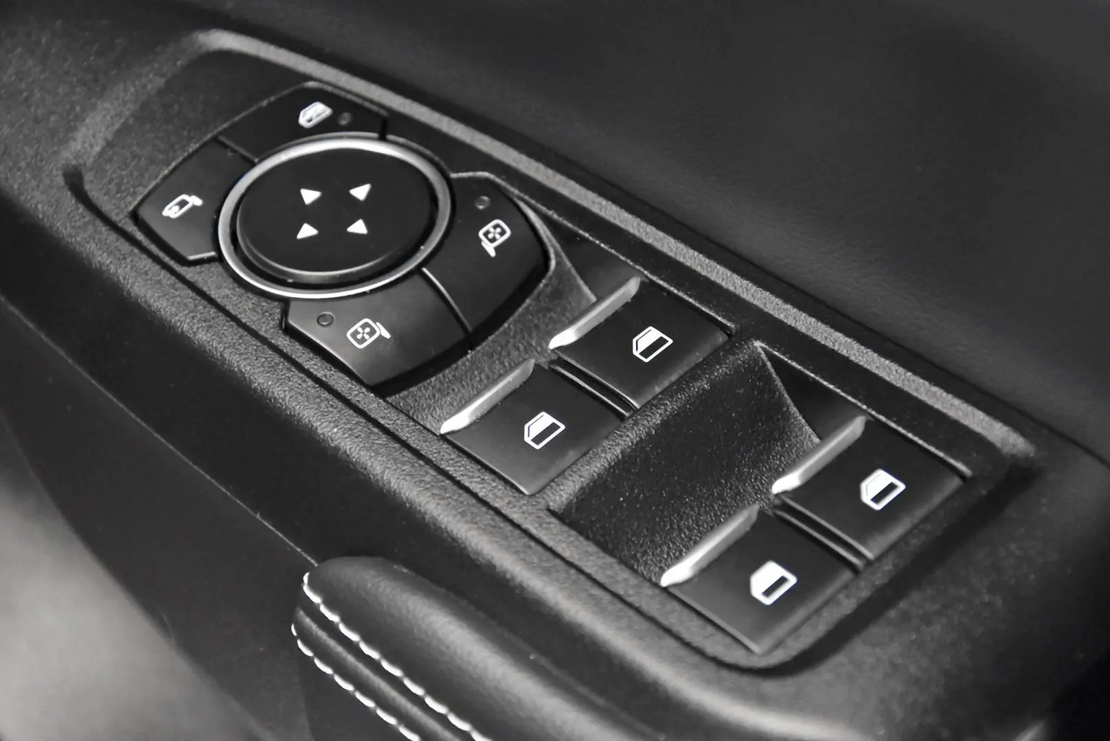 2024 Ford Ranger Gallery Image 9