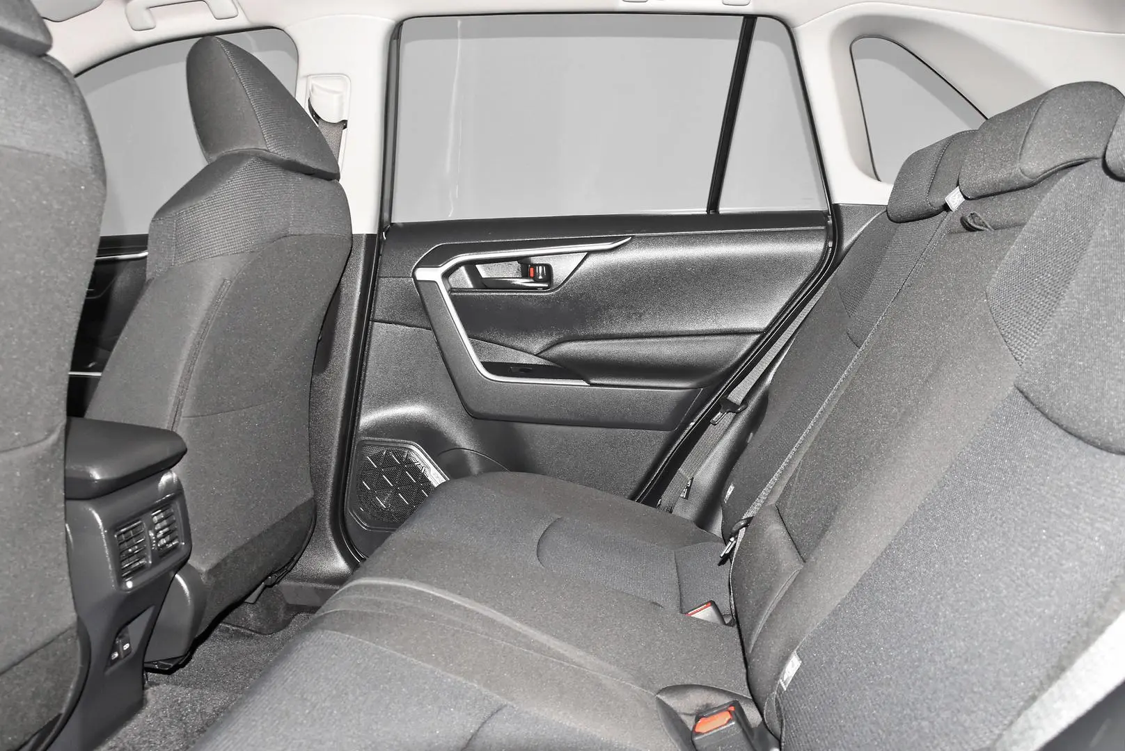 2024 Toyota RAV4 Gallery Image 19