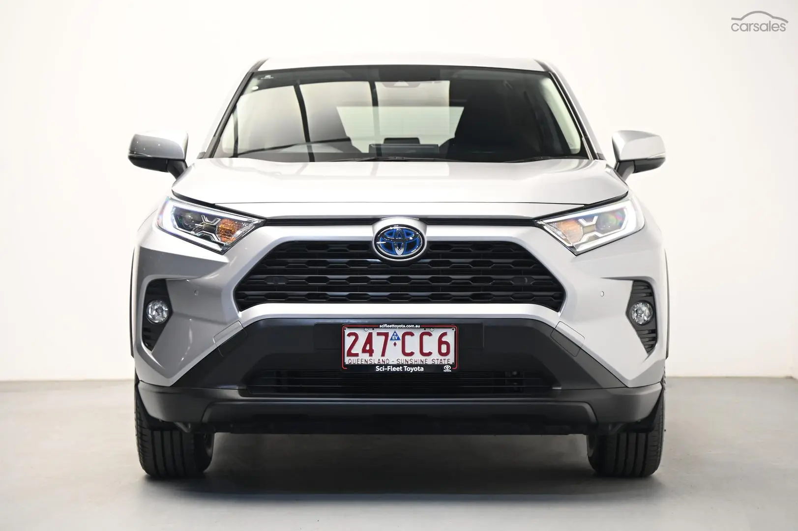 2021 Toyota RAV4 Image 2