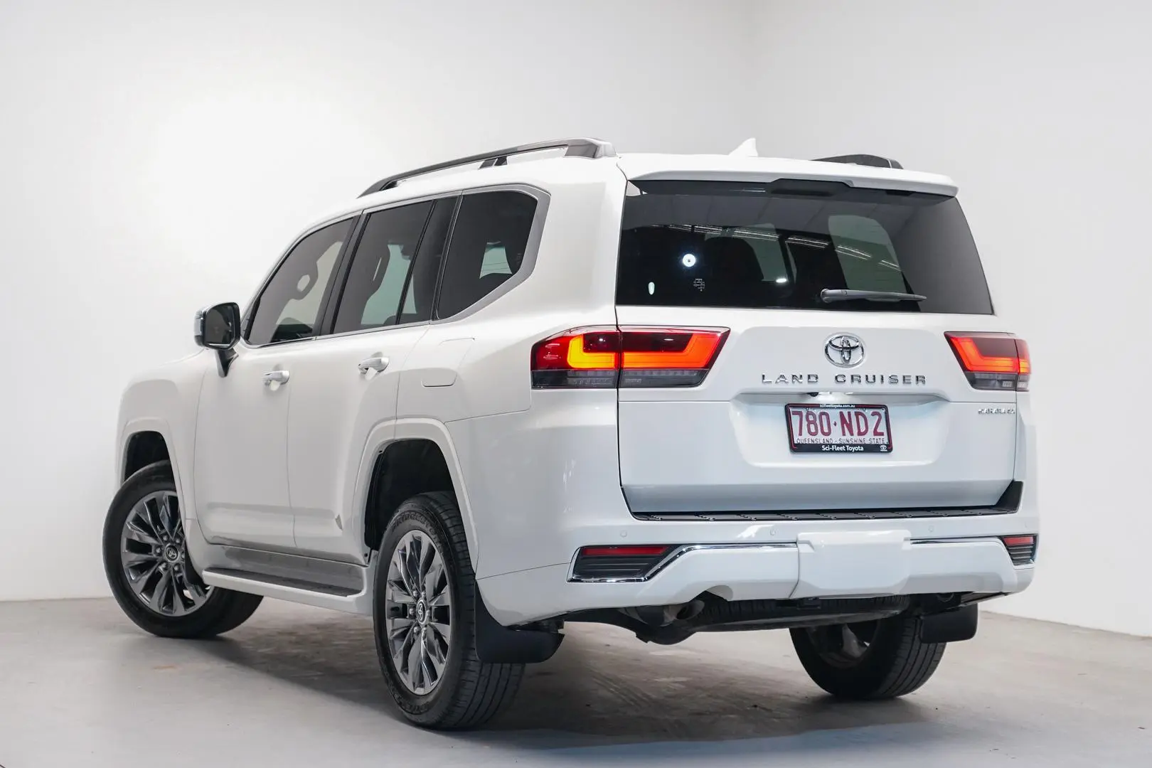 2024 Toyota Landcruiser Gallery Image 5