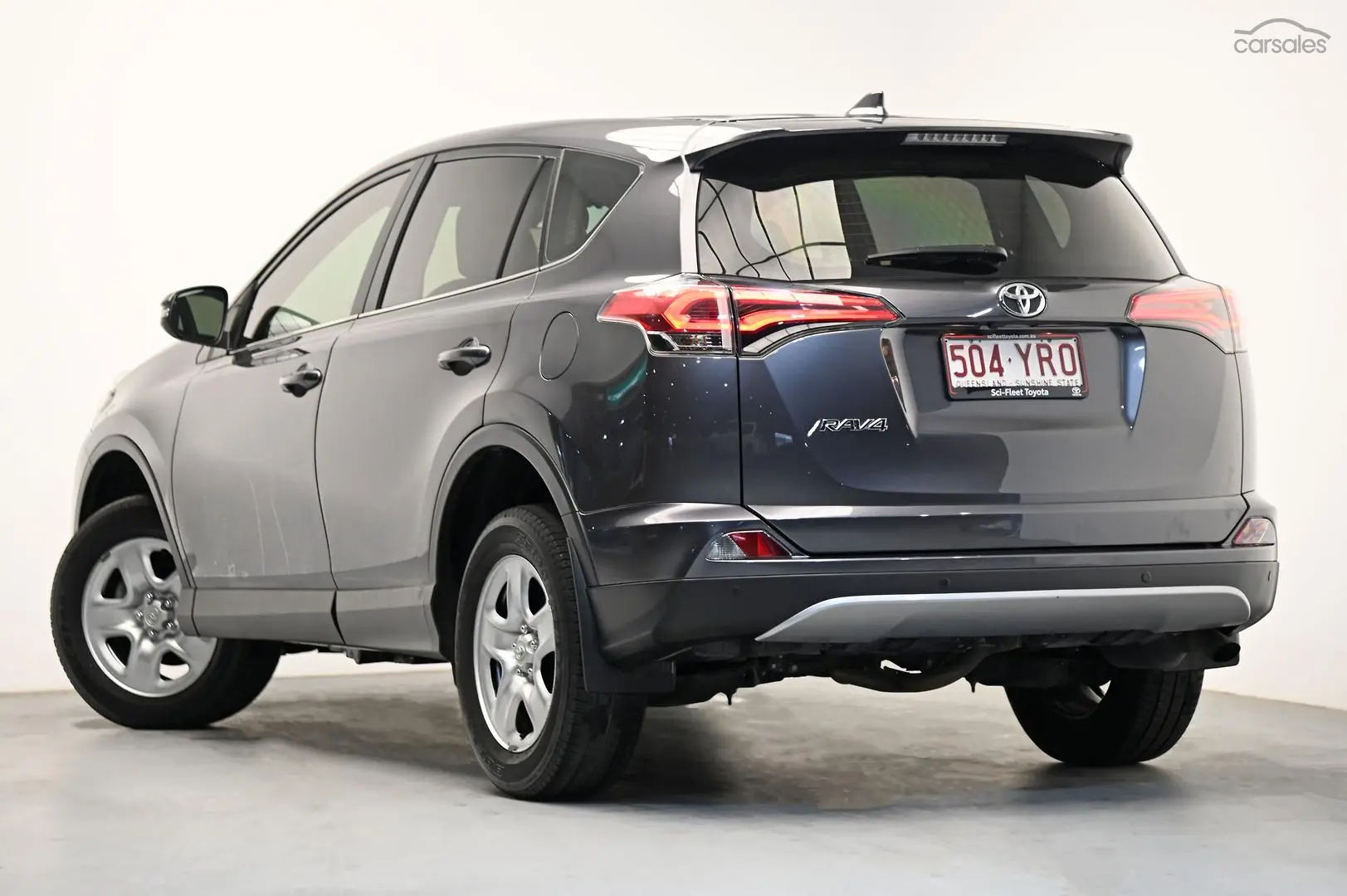 2018 Toyota RAV4 Image 5