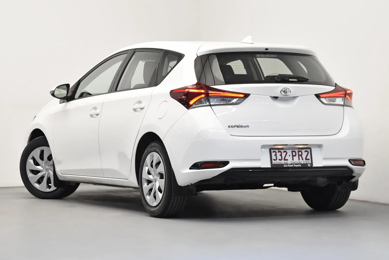 2015 Toyota Corolla Gallery Image 5