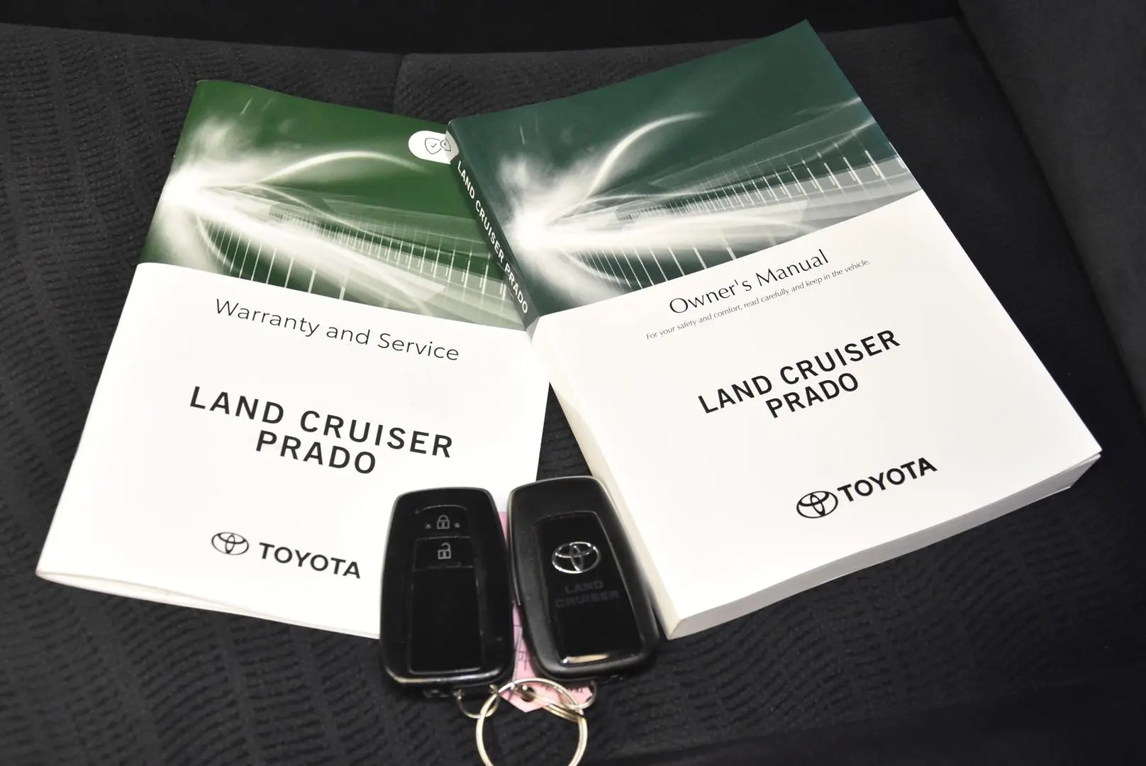 2022 Toyota Landcruiser Prado Gallery Image 18