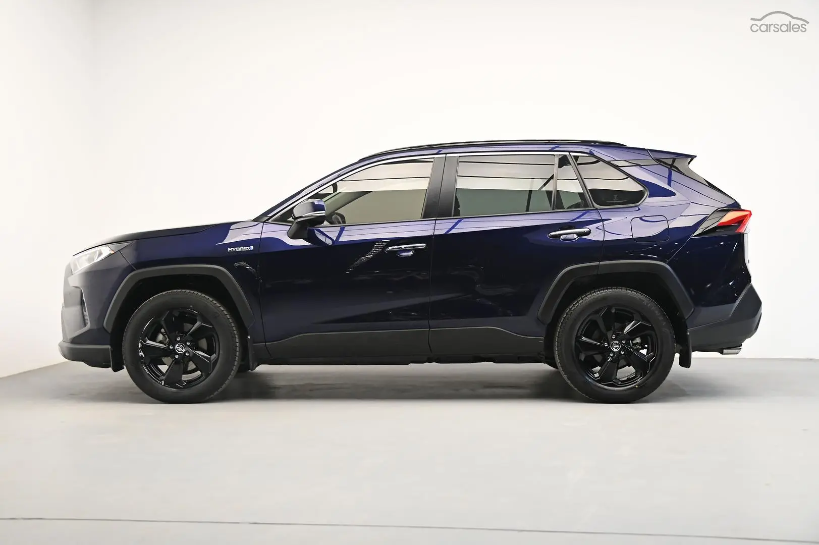 2020 Toyota RAV4 Image 4