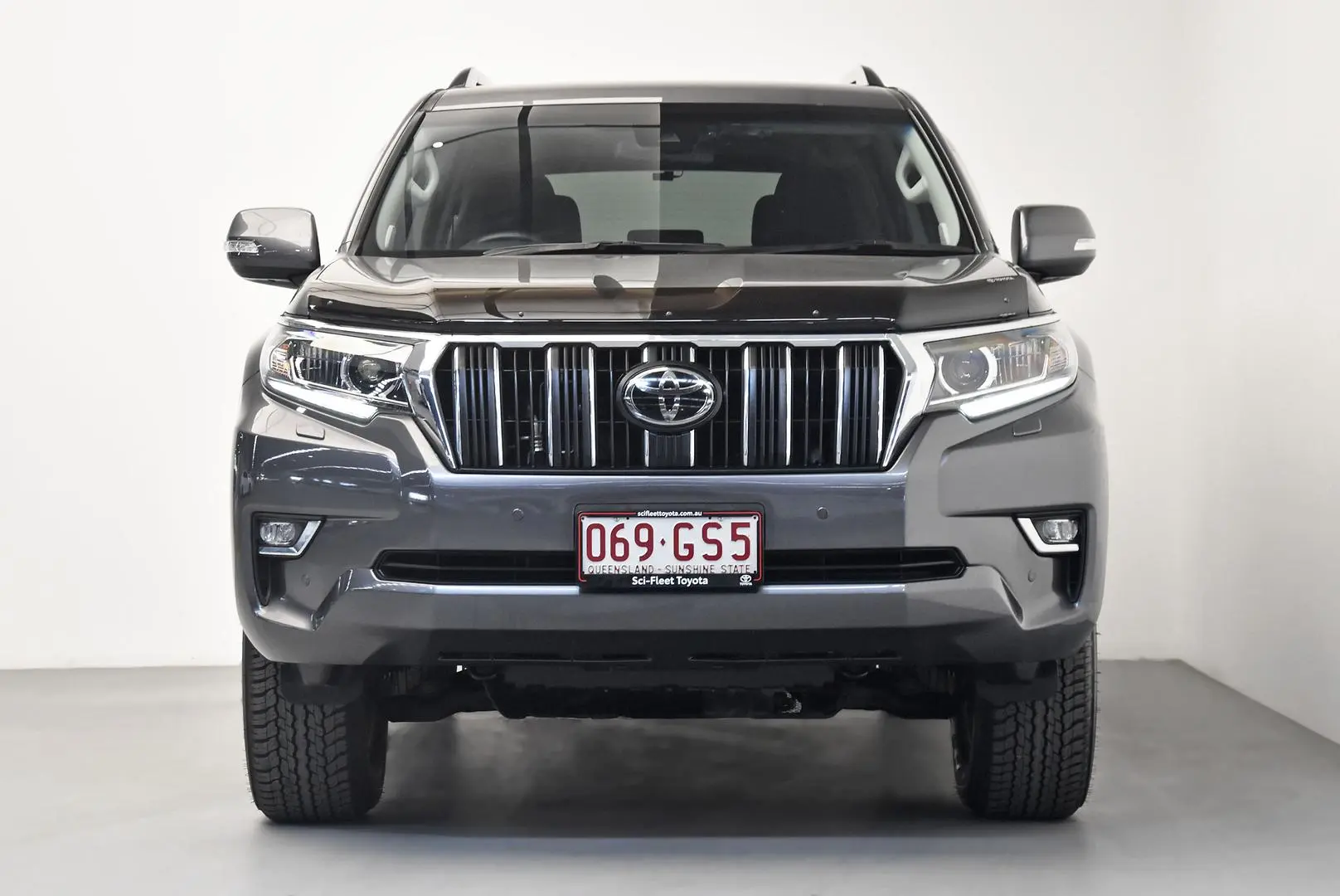 2023 Toyota Landcruiser Prado Gallery Image 2