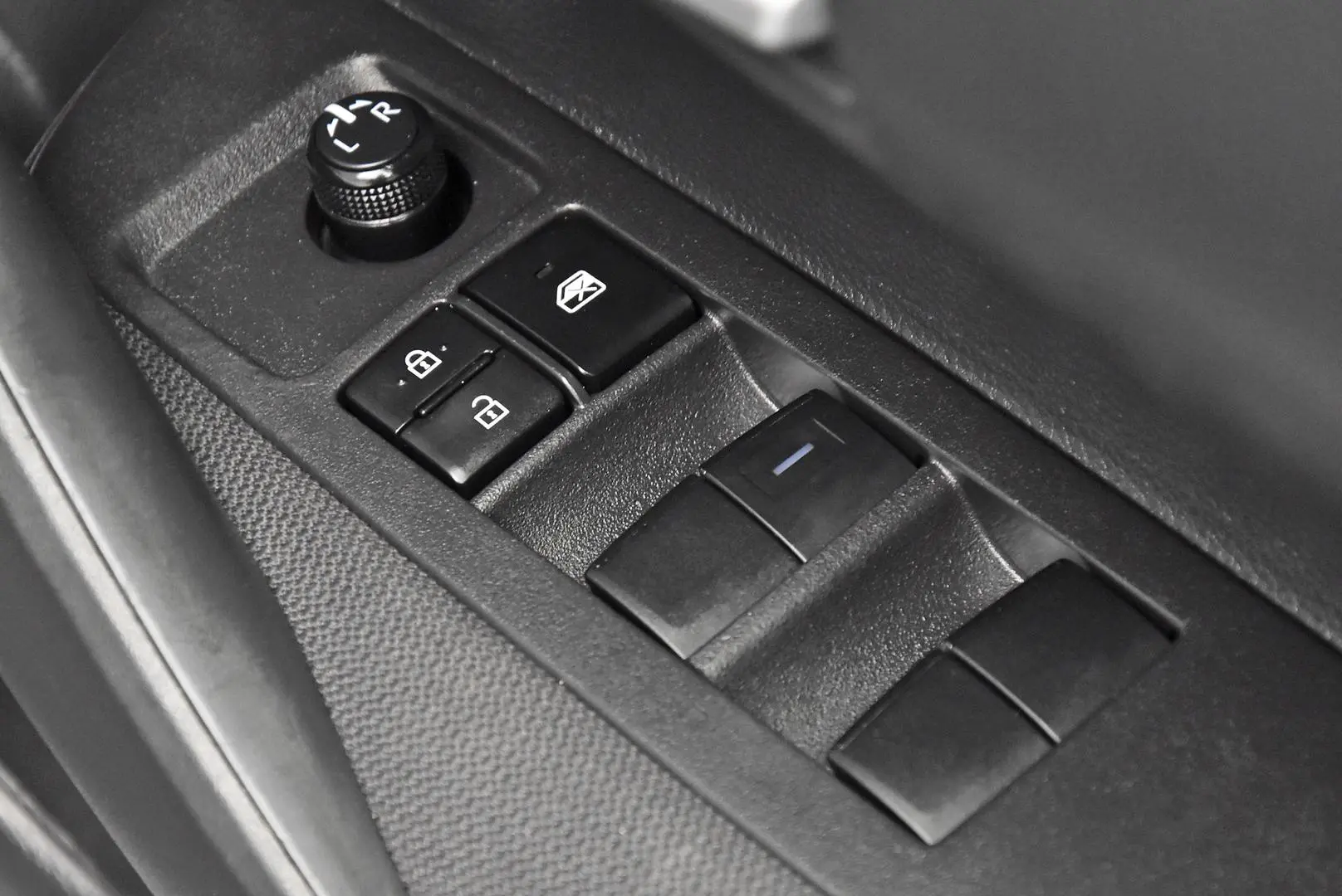 2023 Toyota Corolla Gallery Image 10