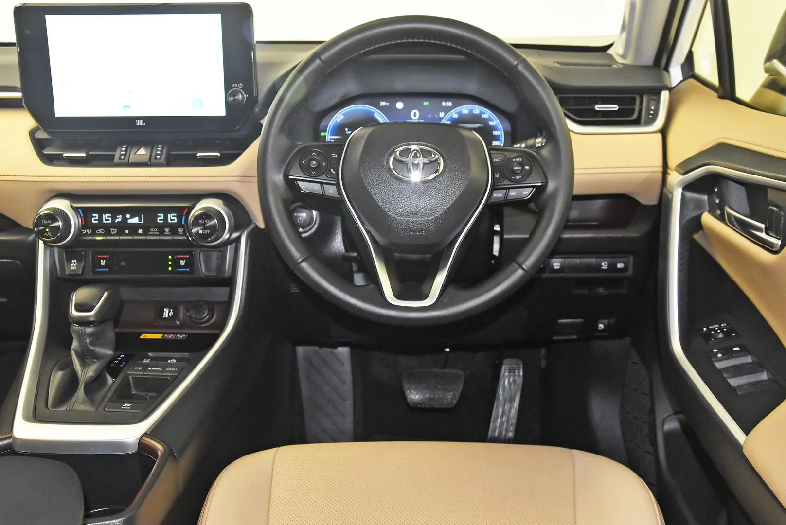 2025 Toyota RAV4 Gallery Image 15