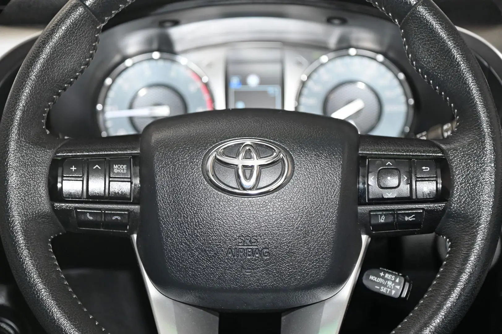 2021 Toyota Hilux Gallery Image 15