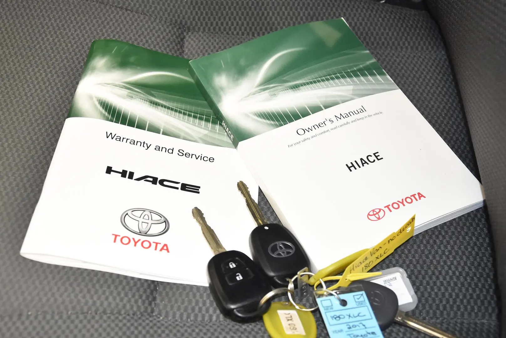 2017 Toyota Hiace Gallery Image 21